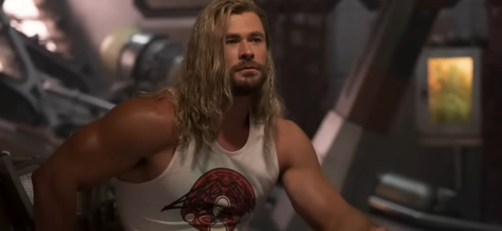 Top 10 Chris Hemsworth Transformations 10