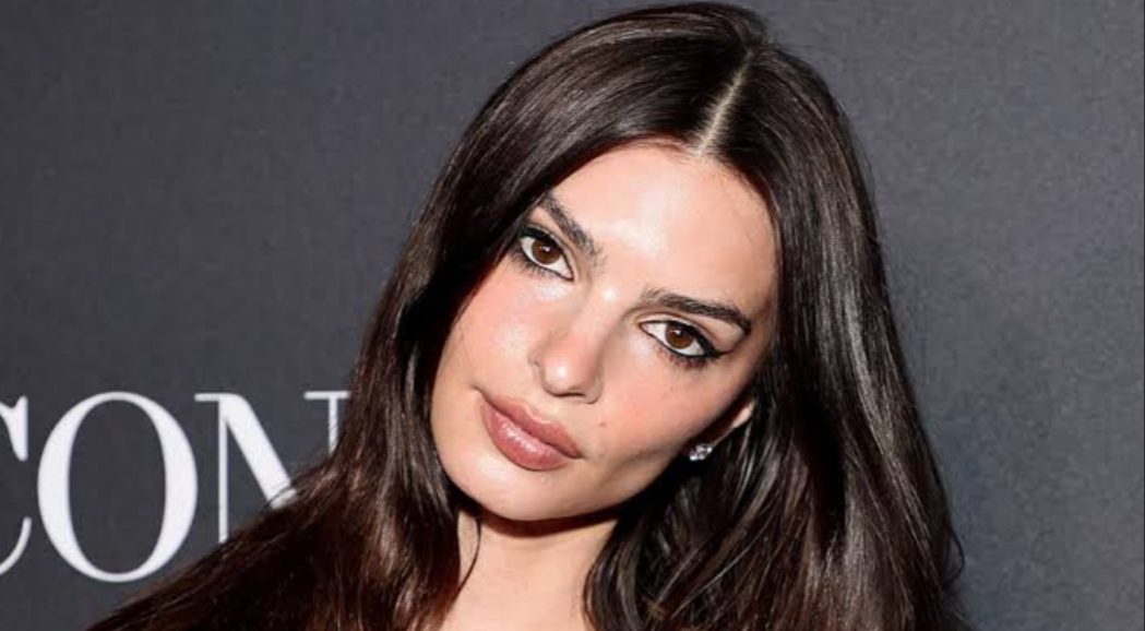 Emily Ratajkowski fttt