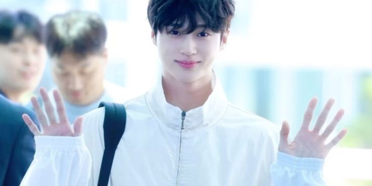 Byun Woo seok airport incident