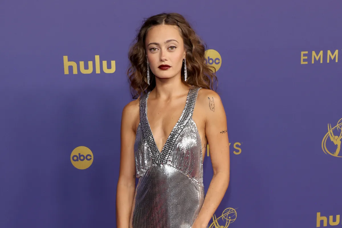 2497398 ella purnell had near death