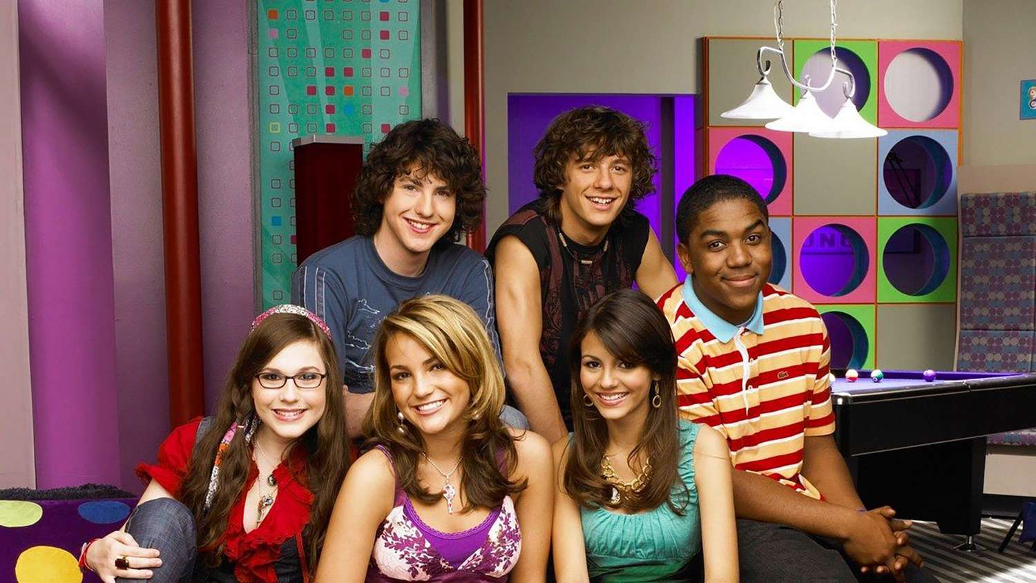 zoey 101 cast jpg 1563910495 2000 490c6cba4c214aa593e9f460e6bc3f13