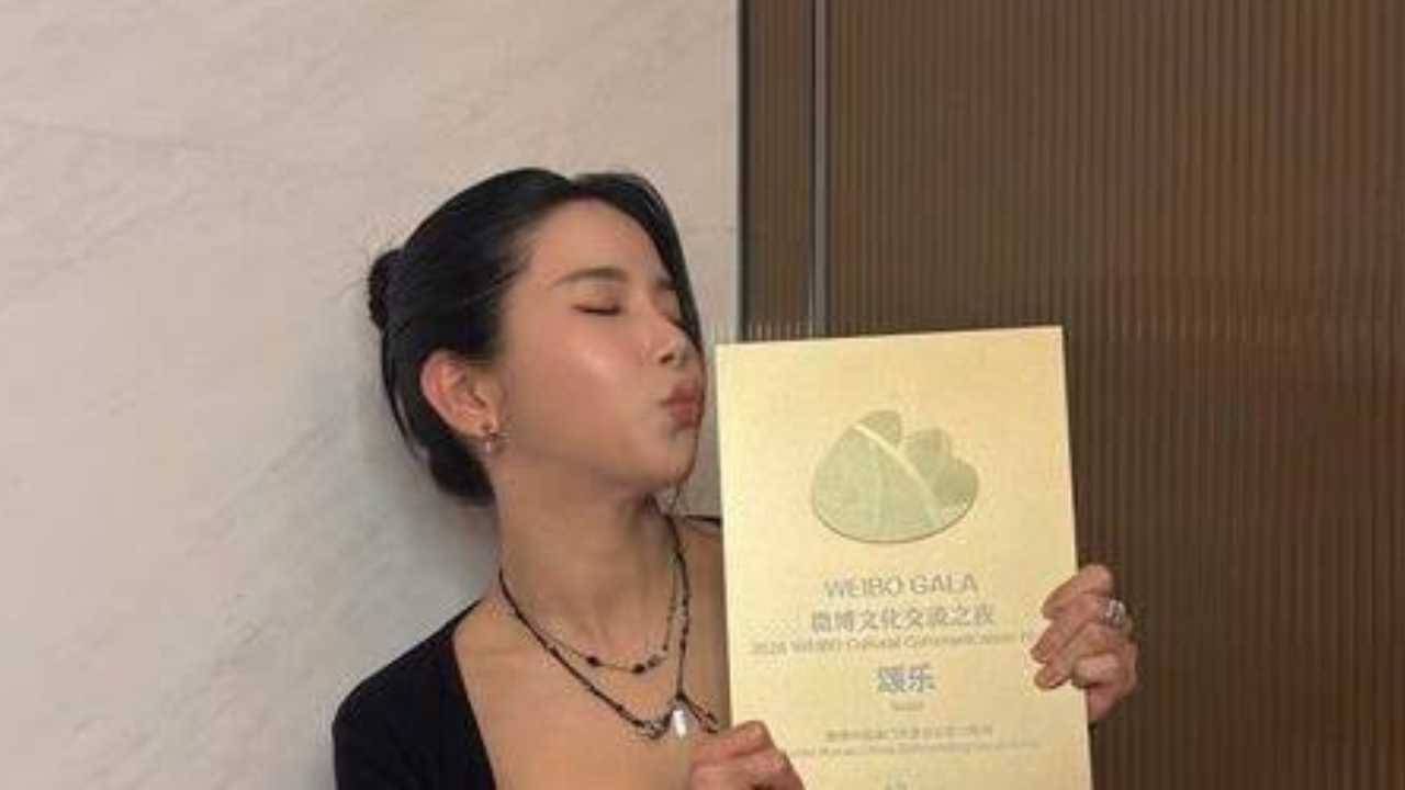 A Night of Cultural Exchange With Solar Winning Big- Talented Artist of the Year in Macau 7